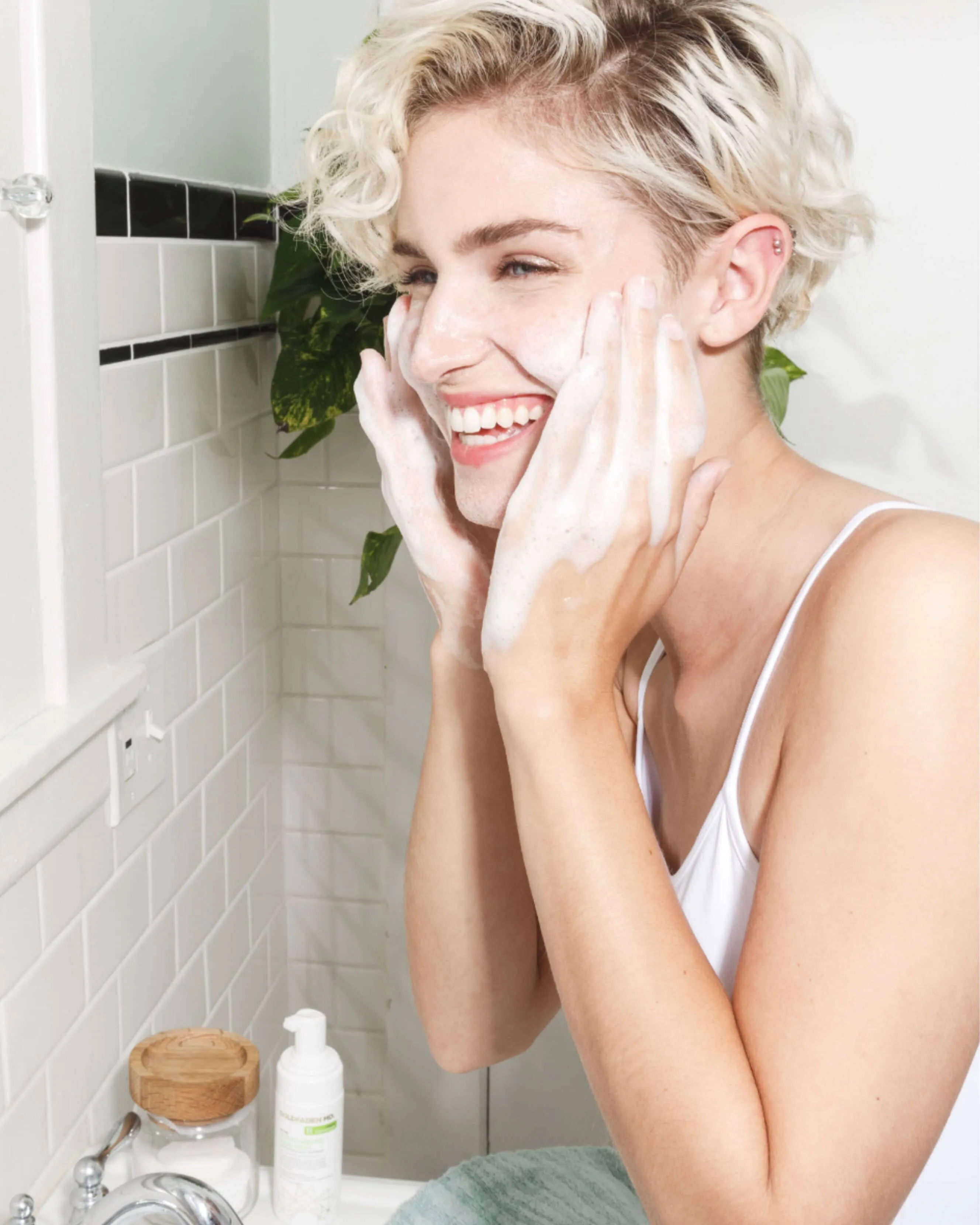 Detox Clarifying Facial Wash